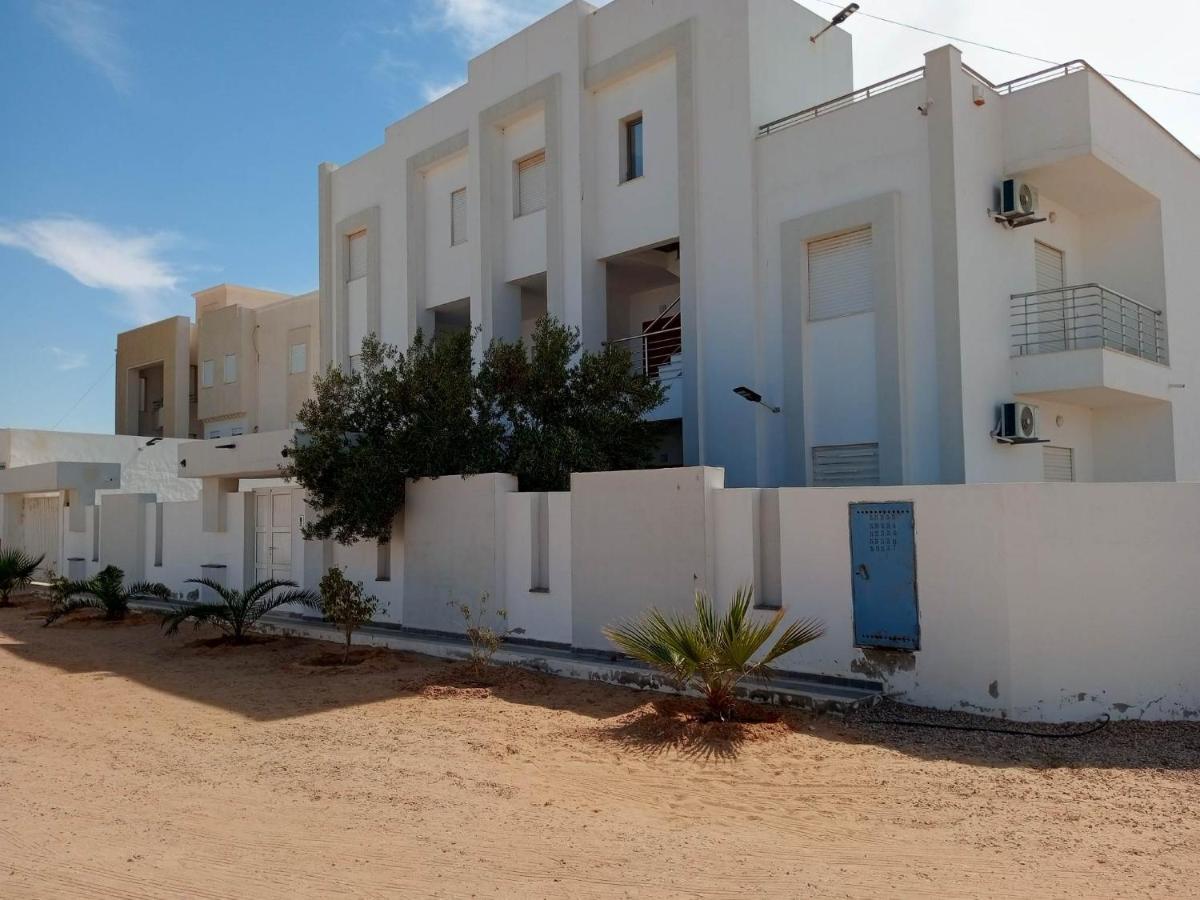 Ines Residence Houmt El Souk Exterior foto
